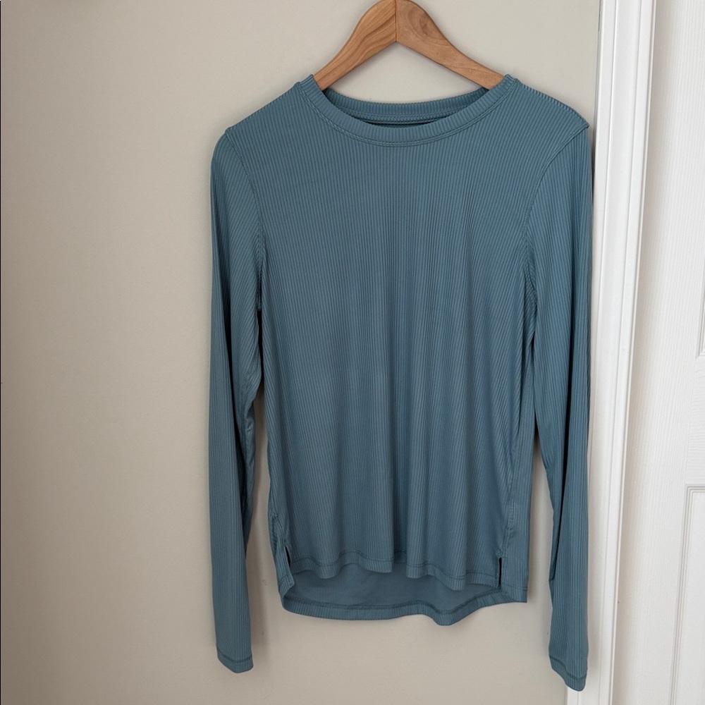 Danskin Teal Long Sleeve Top